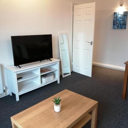 The Hillside Apartment - King'S Norton Birmingham Esterno foto